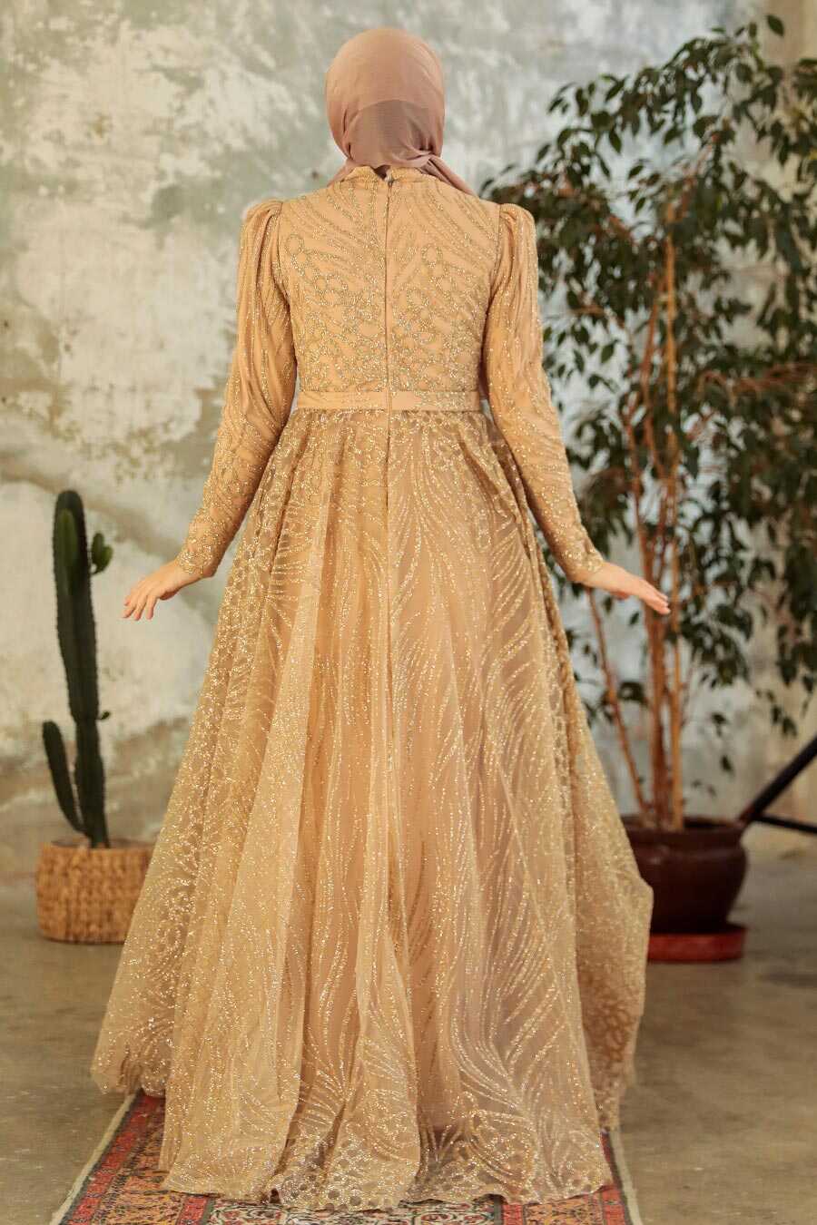 Champagne Gold Glitter A-line Gown with Embellished, Close-Up Take — Trendy Gold Outfits
