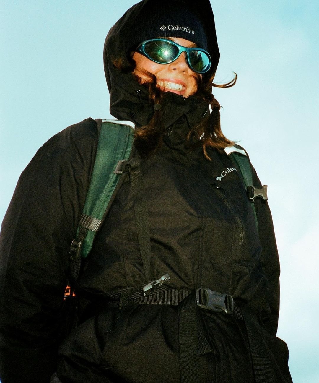 Black Hooded Jacket with Green Backpack Black Hooded Jacket with Green Backpack — Trendy Gorpcore Outfits