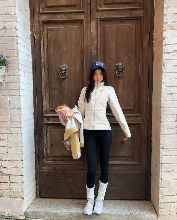 Cream Puffer Jacket and White Sneakers Cream Puffer Jacket and White Sneakers — Trendy Gorpcore Outfits