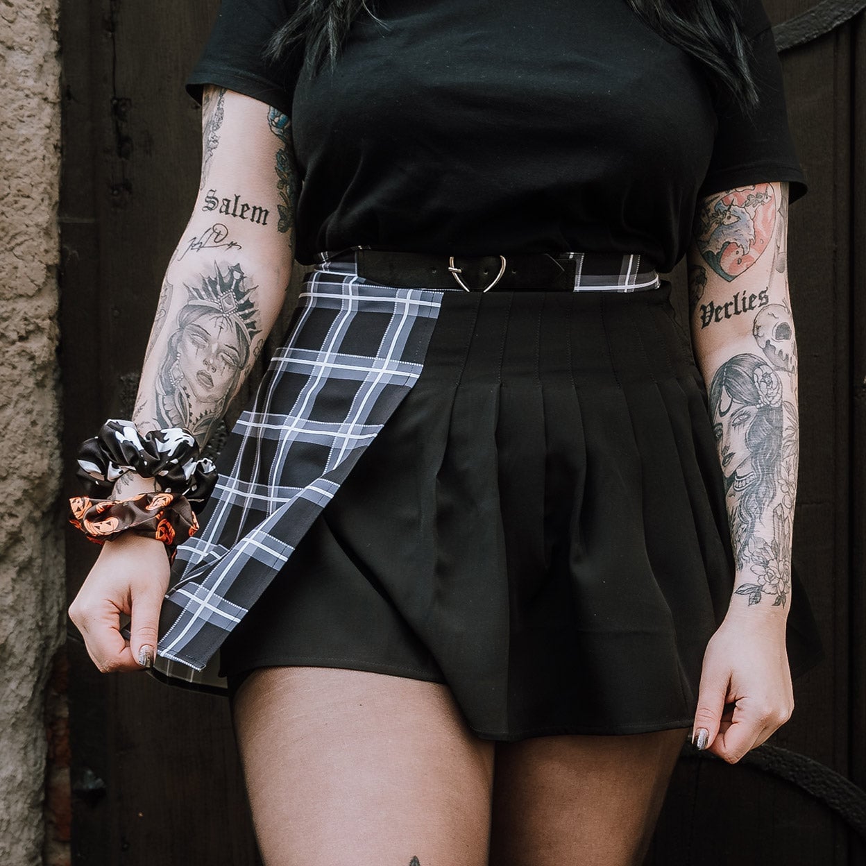 Pleated Skirt With Asymmetrical Plaid Panel Pleated Skirt With Asymmetrical Plaid Panel — Trendy Goth Outfits