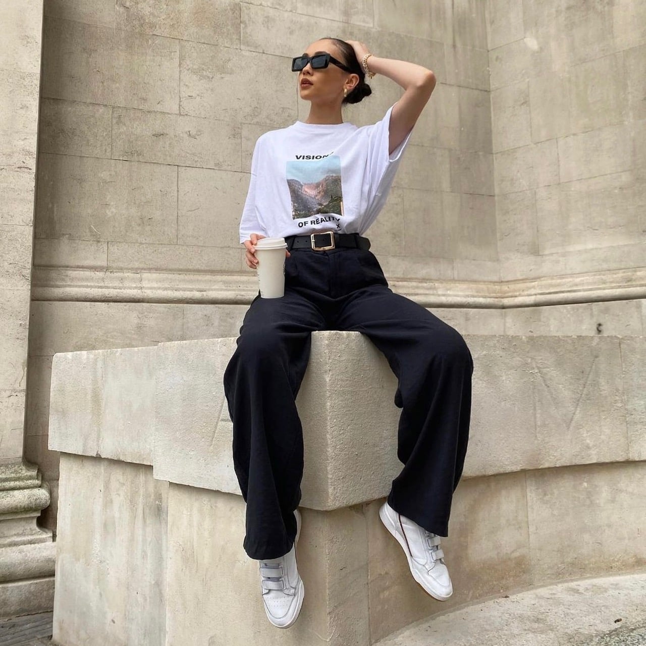 5 Ways to Wear an Oversized Graphic Tee - Crossroads