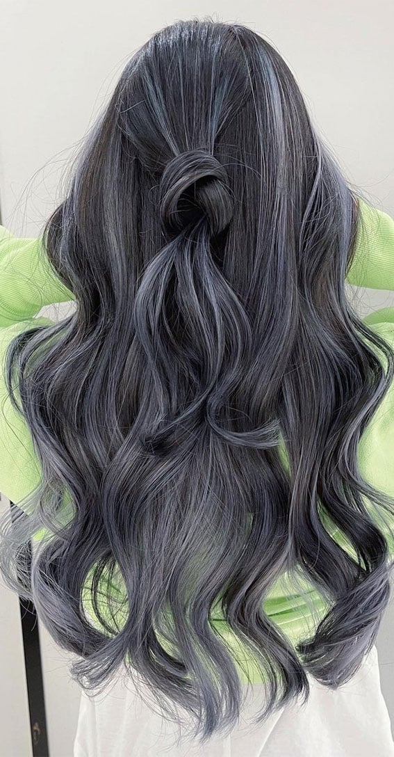Mid-Back Dark Base With Ash Blonde Highlights, Wavy — Trendy Gray Hair Color