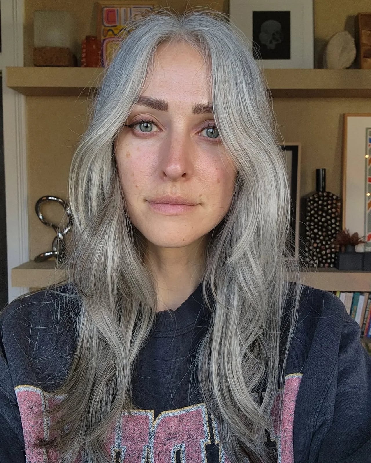 Mid-Back Wavy Fine Ash Gray Hair — Trendy Gray Hair Color