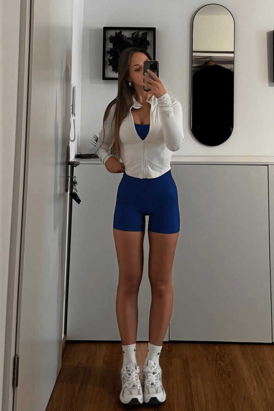 Zip-Up Jacket Over Blue Set Zip-Up Jacket Over Blue Set — Trendy Gym Outfits