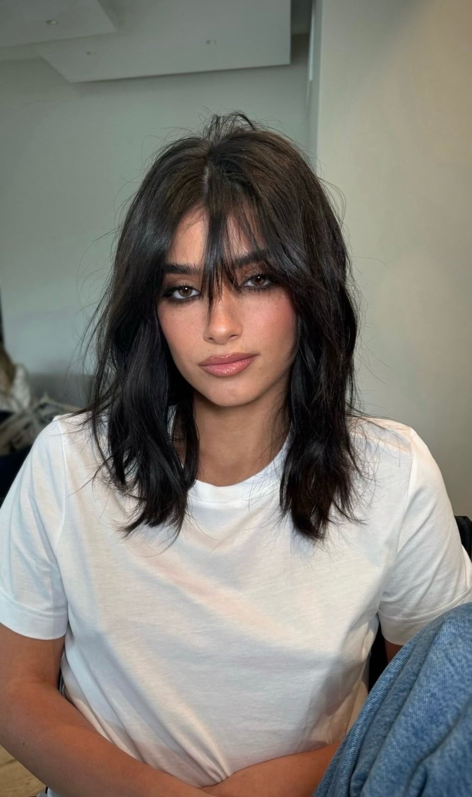 Collarbone Shag With Air-Dried Waves — Trendy Hair Pictures