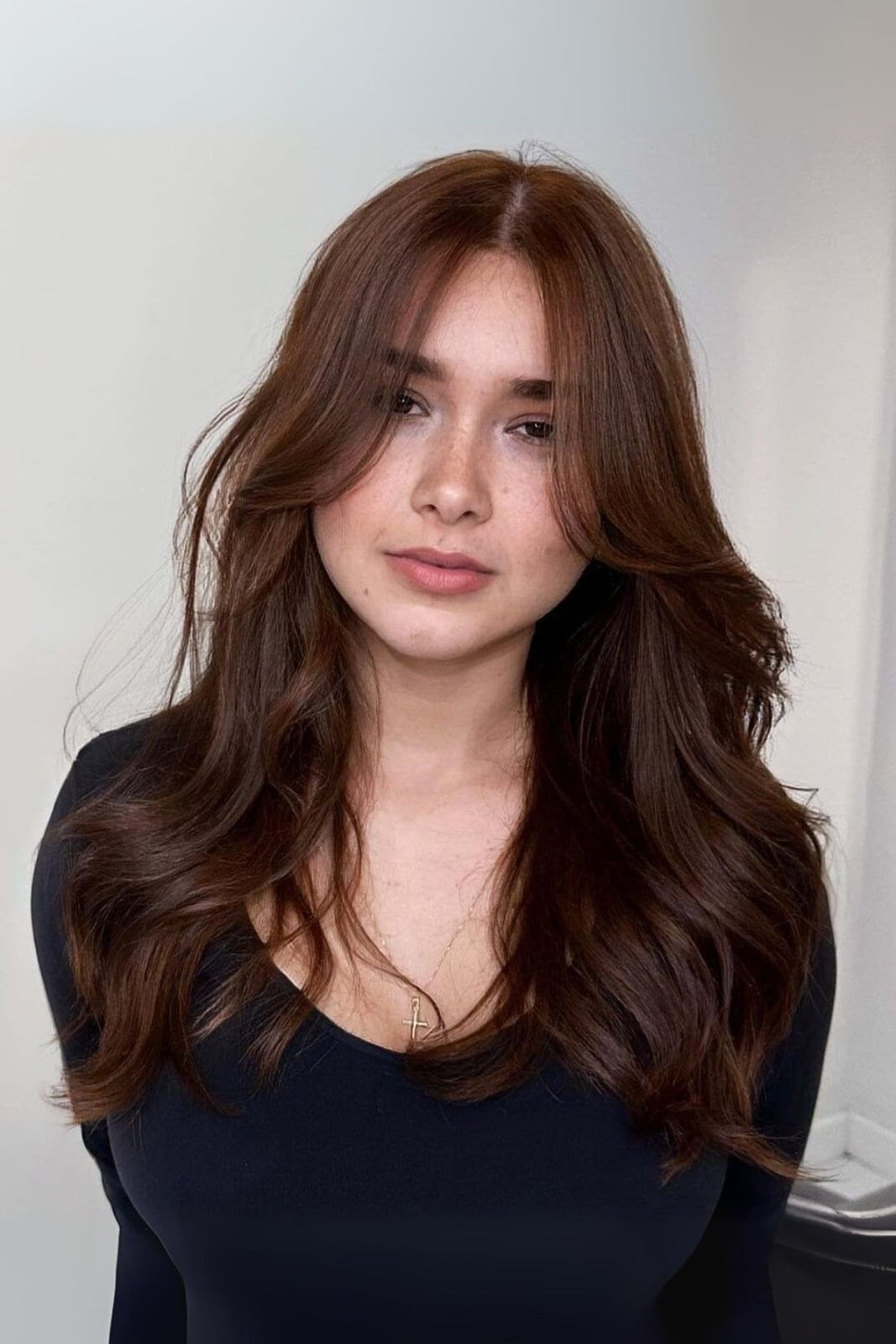 Mid-Back Length Hair With Curtain Bangs Mid-Back Length Hair With Curtain Bangs — Trendy Hairstyles for Teens