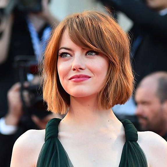 Copper Red Collarbone Bob With Curtain Bangs — Trendy Hairstyles for Thick Hair