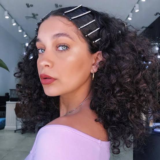 Mid-Back Defined Bouncy Curls Mid-Back Defined Bouncy Curls — Trendy Hairstyles to Do