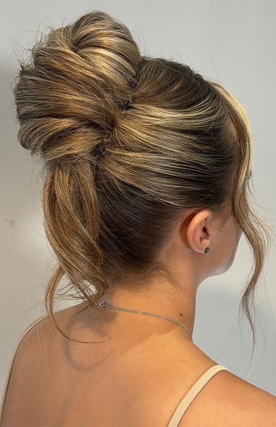 Textured Updo With Large Voluminous Bun Textured Updo With Large Voluminous Bun — Trendy Hairstyles to Do