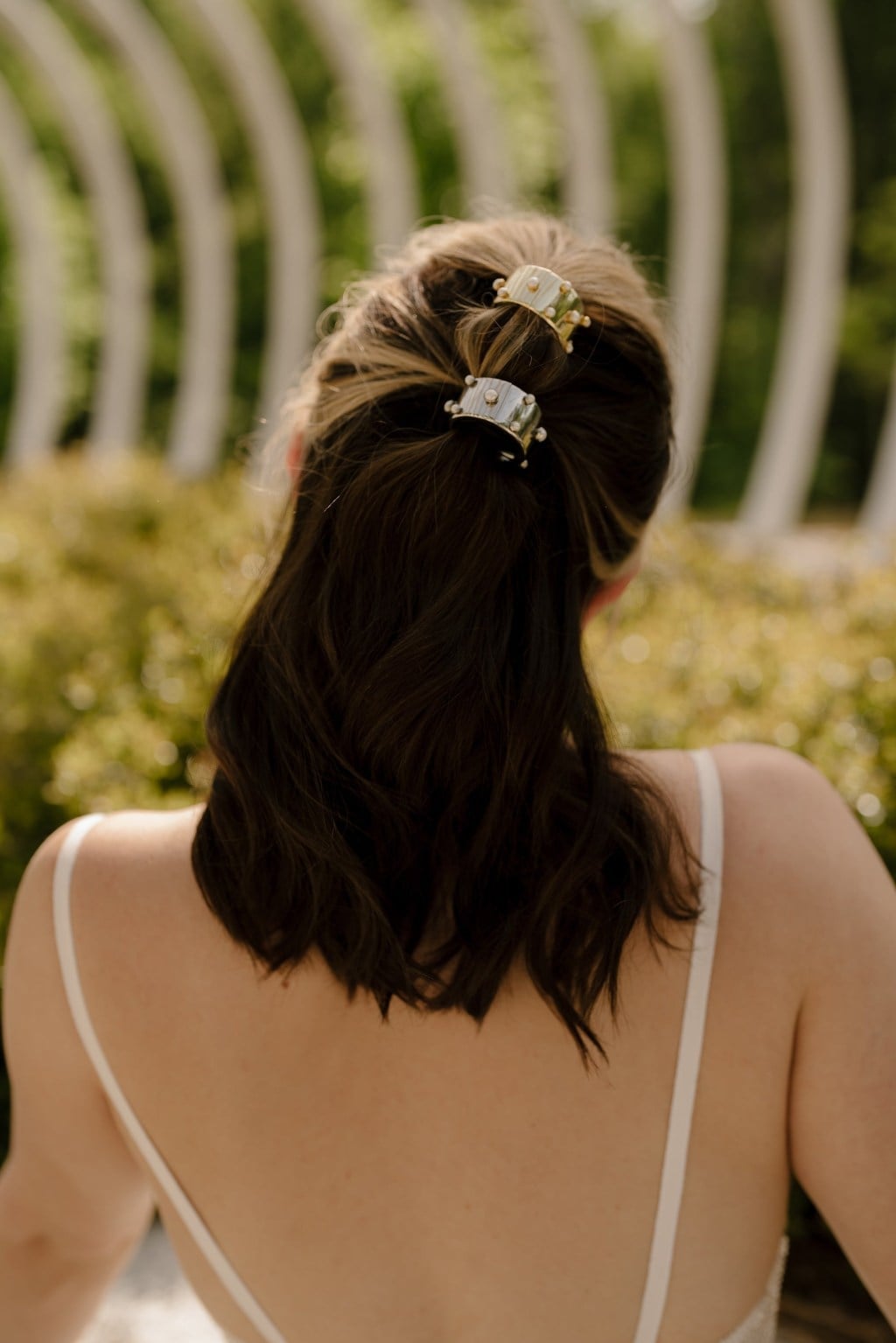 Collarbone Half Up Half Down With Waves Collarbone Half Up Half Down With Waves — Trendy Hairstyles to Do