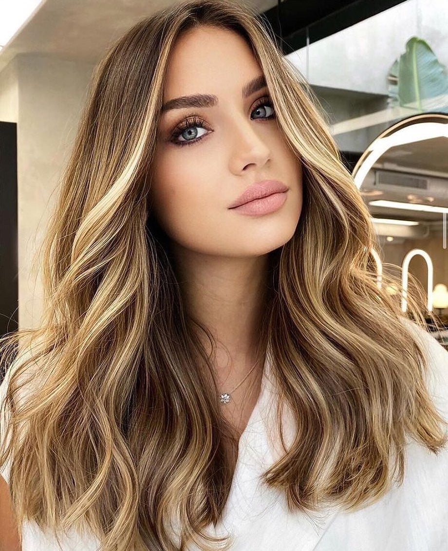 50 Chic Ideas of Light Brown Hair with Highlights - Hair Adviser