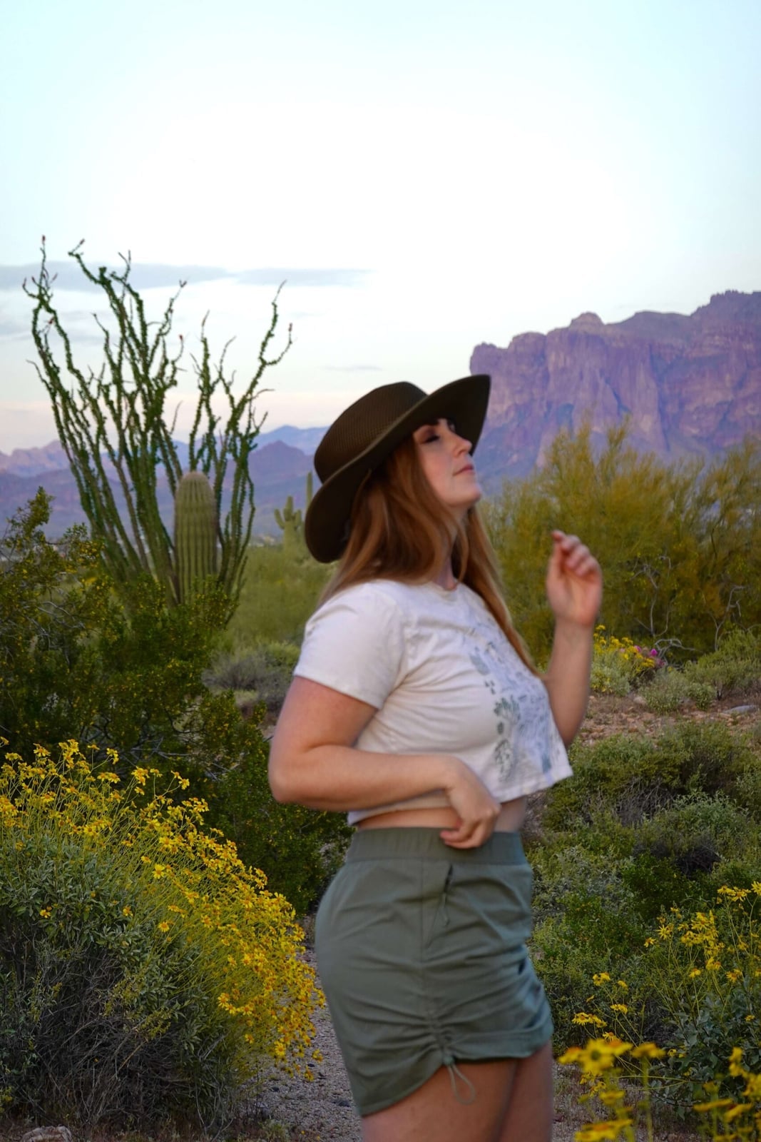 White Graphic Tee With Olive Green Shorts White Graphic Tee With Olive Green Shorts — Trendy Hiking Outfits