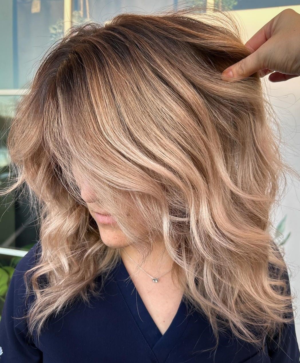 Collarbone Length Balayage With Face-Framing Layers Collarbone Length Balayage With Face-Framing Layers — Trendy Honey Blonde Balayage