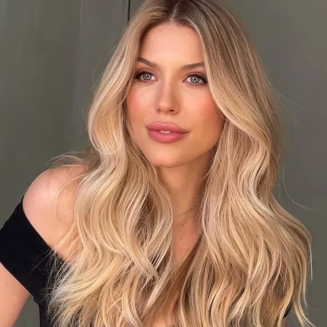 Sun-Kissed Mid-Back Honey Blonde Balayage Sun-Kissed Mid-Back Honey Blonde Balayage — Trendy Honey Blonde Balayage