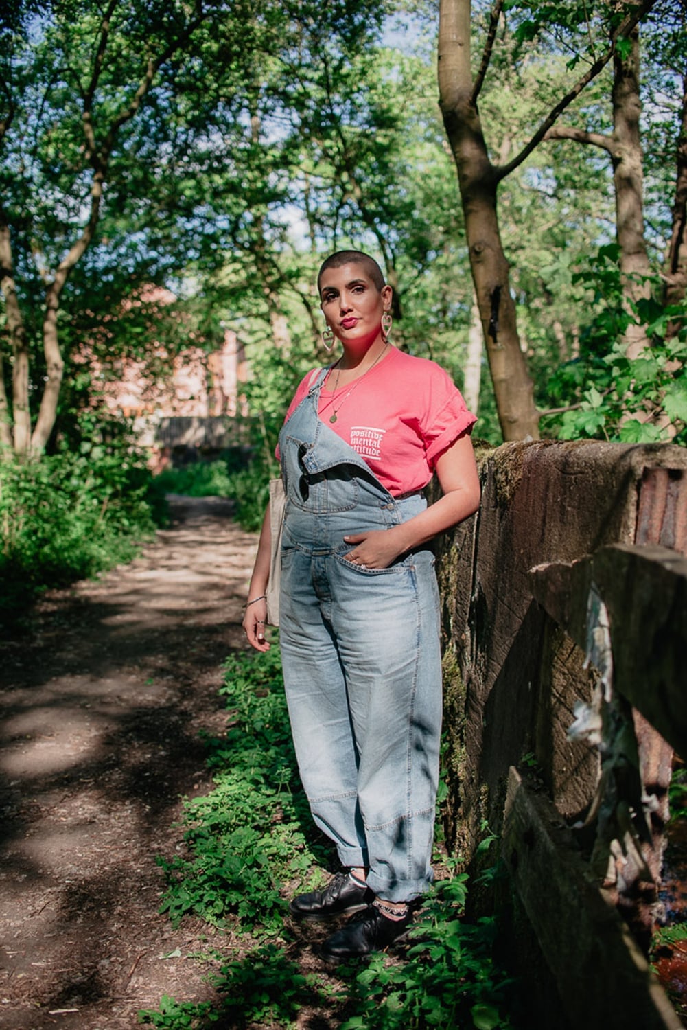 Graphic T-Shirt with Denim Overalls and Platform Shoes Graphic T-Shirt with Denim Overalls and Platform Shoes — Trendy Indie Outfits