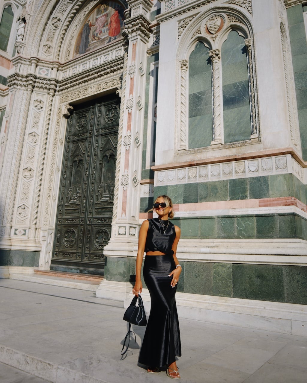 Black Satin Crop Top and Mermaid Skirt Black Satin Crop Top and Mermaid Skirt — Trendy Italy Outfits