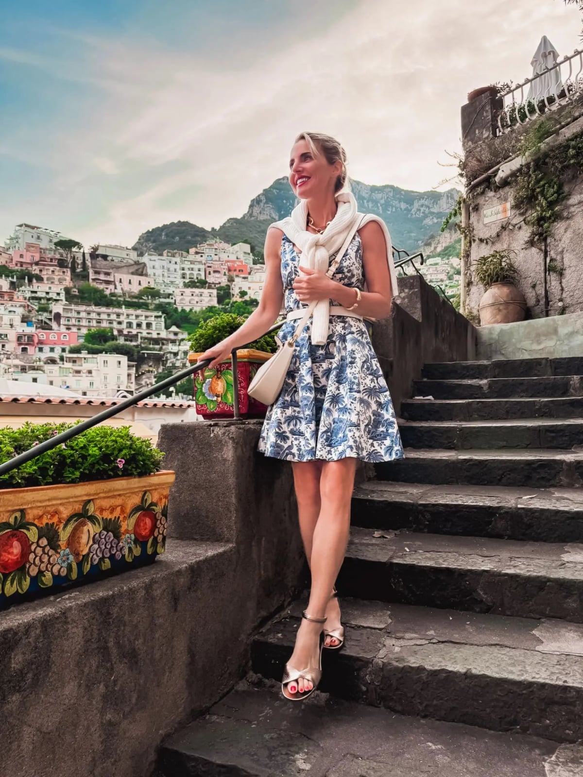 Blue and White Floral Dress with Sweater Blue and White Floral Dress with Sweater — Trendy Italy Outfits