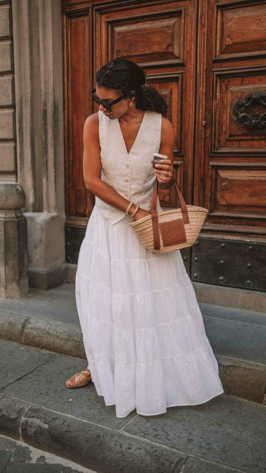 Off-White Mini Dress with Voluminous Sleeves Off-White Mini Dress with Voluminous Sleeves — Trendy Italy Outfits