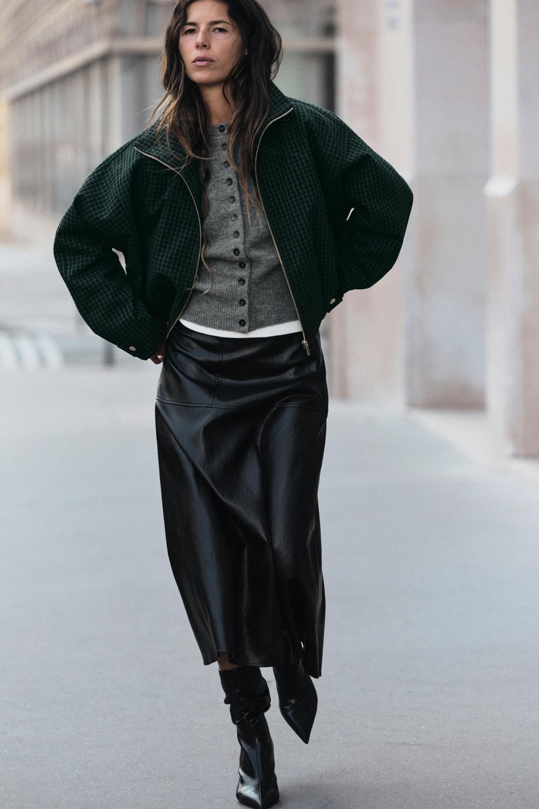 Green Checked Jacket with Leather Midi Skirt, Close-Up Take Green Checked Jacket with Leather Midi Skirt, Close-Up Take — Trendy Jacket Outfits