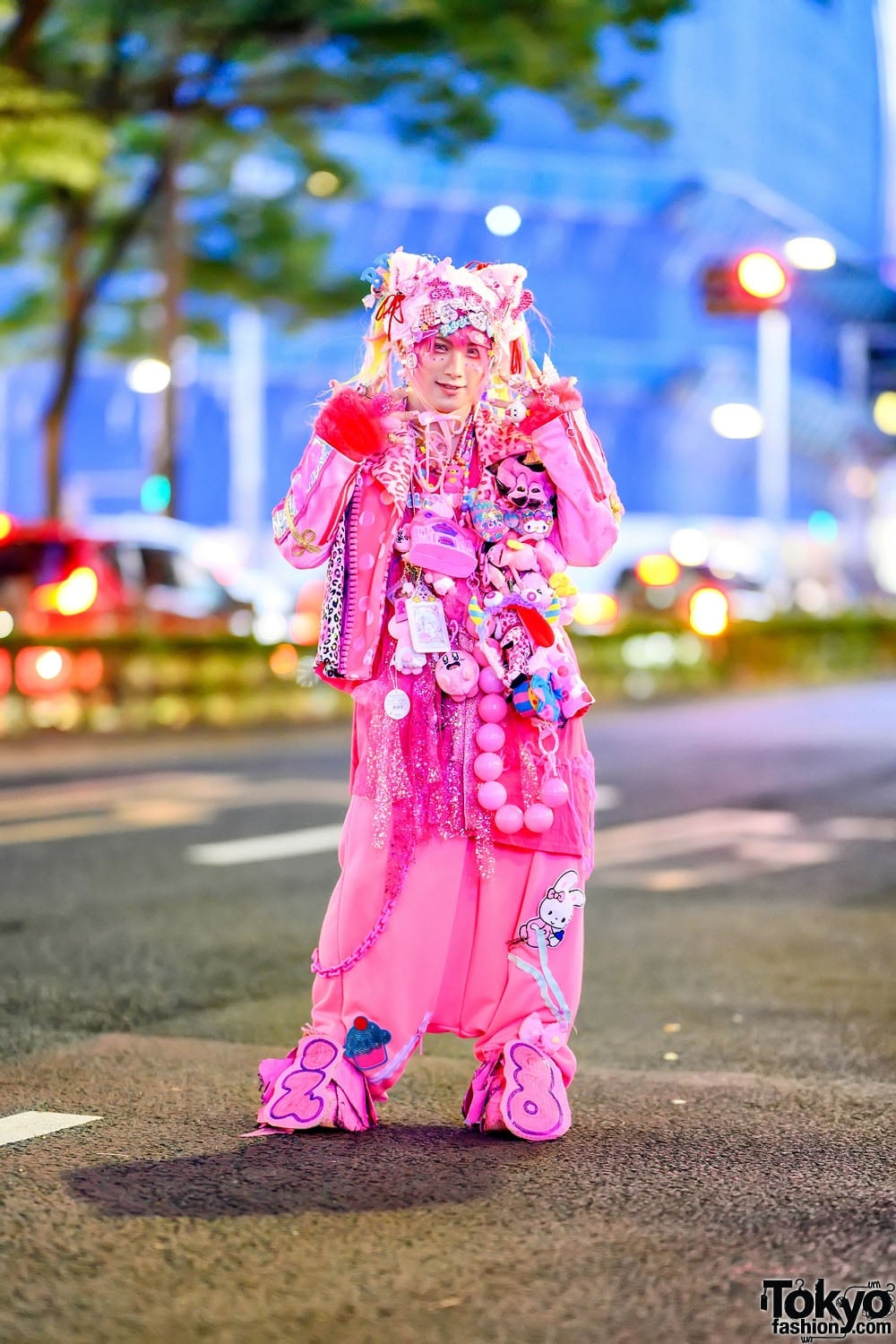 All-pink Ensemble with Kawaii Accessories All-pink Ensemble with Kawaii Accessories — Trendy Japan Outfits