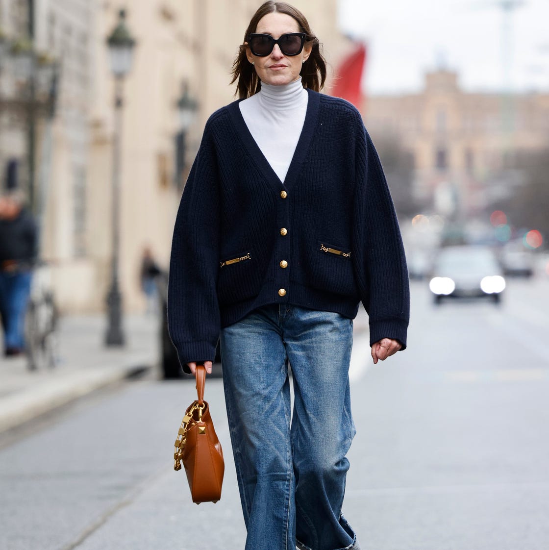 Straight-leg Blue Jeans with a White Turtleneck and Navy Cardigan — Trendy Jeans Outfits