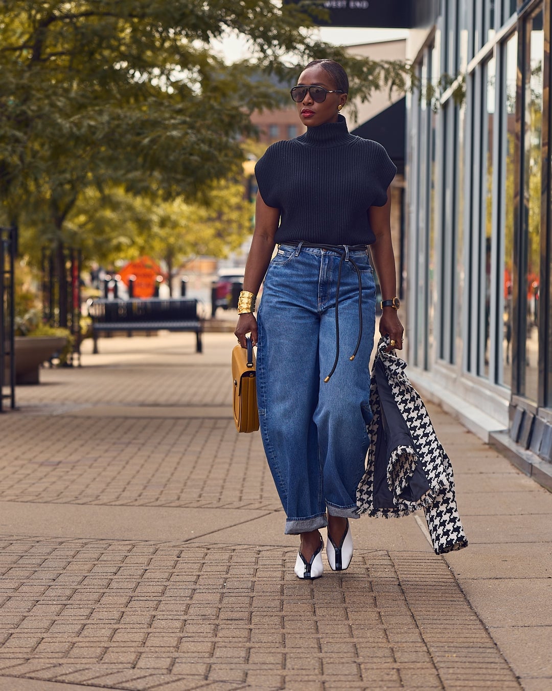 Dark Wash Baggy Jeans with a Black Turtleneck and Houndstooth Jacket — Trendy Jeans Outfits