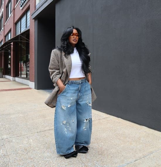 Distressed Baggy Jeans with a White Crop Top and Plaid Blazer — Trendy Jeans Outfits