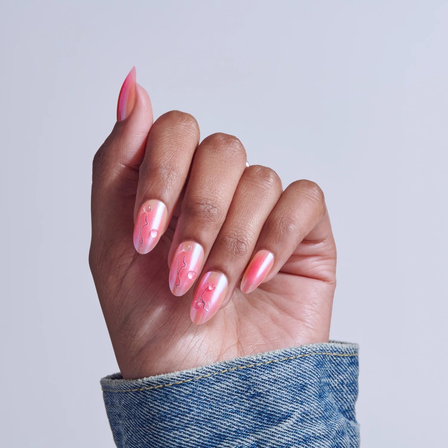 Pink To Orange Gradient Jelly Almond Nails With Water Droplets — Trendy Jelly Nails