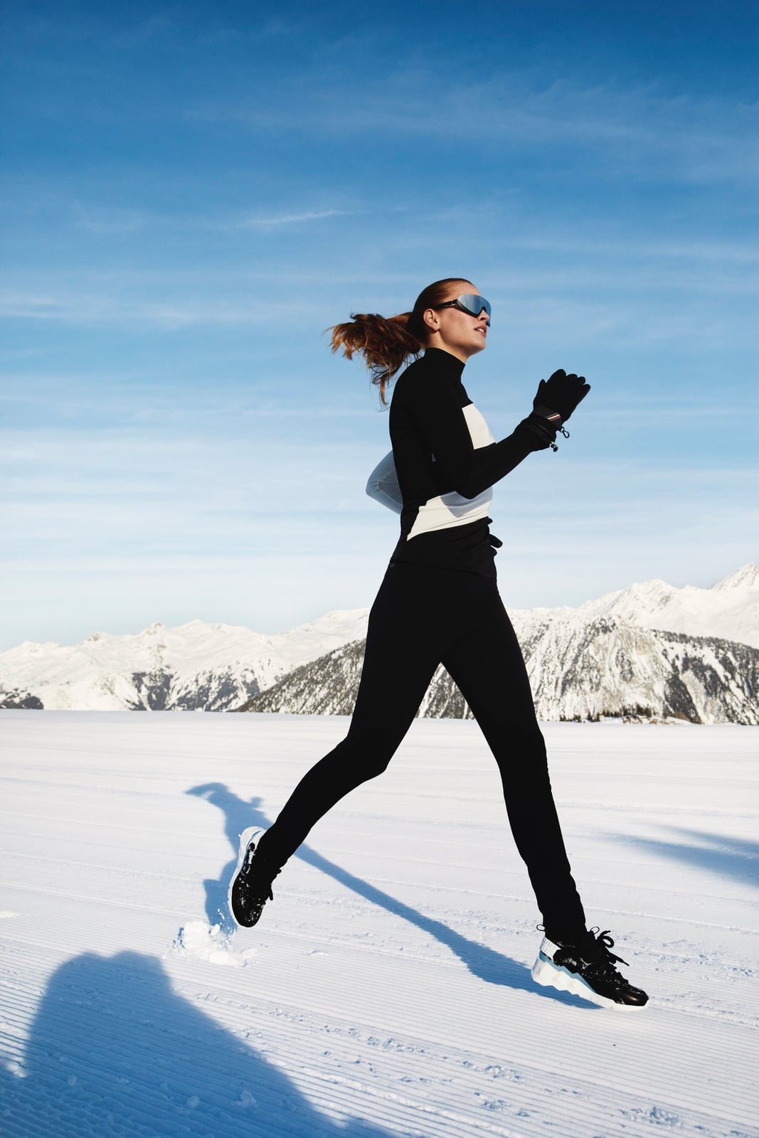 Fitted Running Pants with Vest for Mountain Running Fitted Running Pants with Vest for Mountain Running — Trendy Jogging Outfits