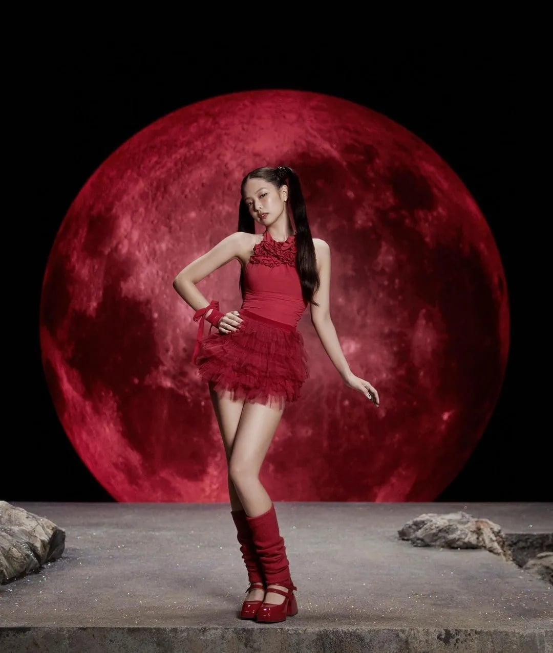 K-Pop Closet Revolution: Unleash Your Style With These 5 Fashion Titans