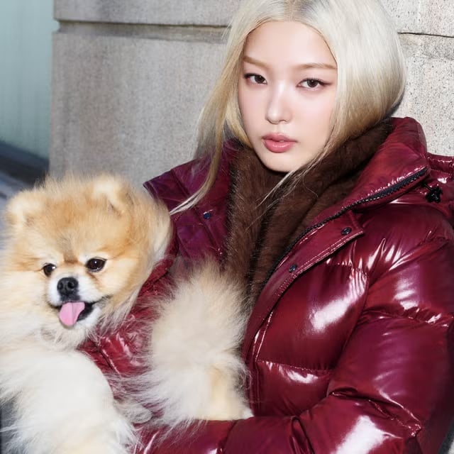 Oversized Puffer Jacket with Fur-Lined Collar Oversized Puffer Jacket with Fur-Lined Collar — Trendy K-pop Outfits