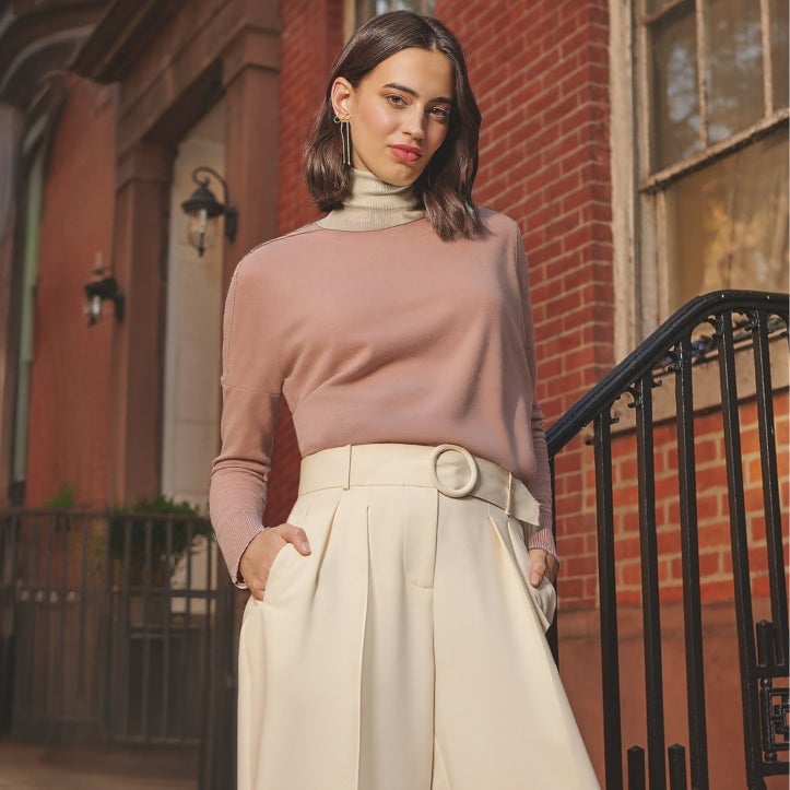 Knit Sweater With Wide-Leg Trousers Knit Sweater With Wide-Leg Trousers — Trendy Layering Outfits