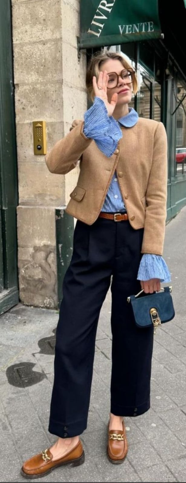 Cropped Blazer With Striped Shirt And Trousers Cropped Blazer With Striped Shirt And Trousers — Trendy Layering Outfits