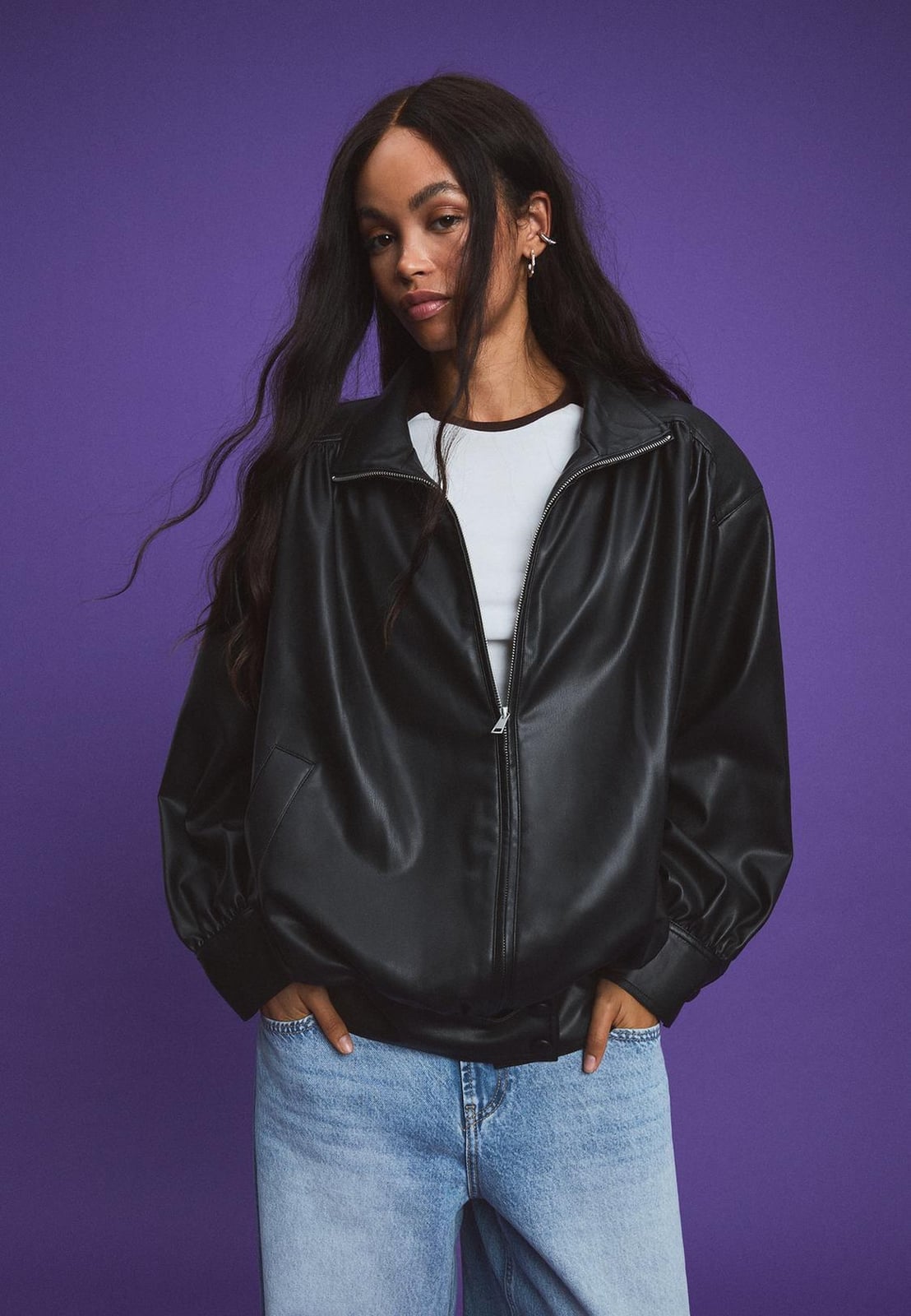 Black Faux Leather Jacket with Gathered Sleeves Black Faux Leather Jacket with Gathered Sleeves — Trendy Leather Jacket Outfits Women
