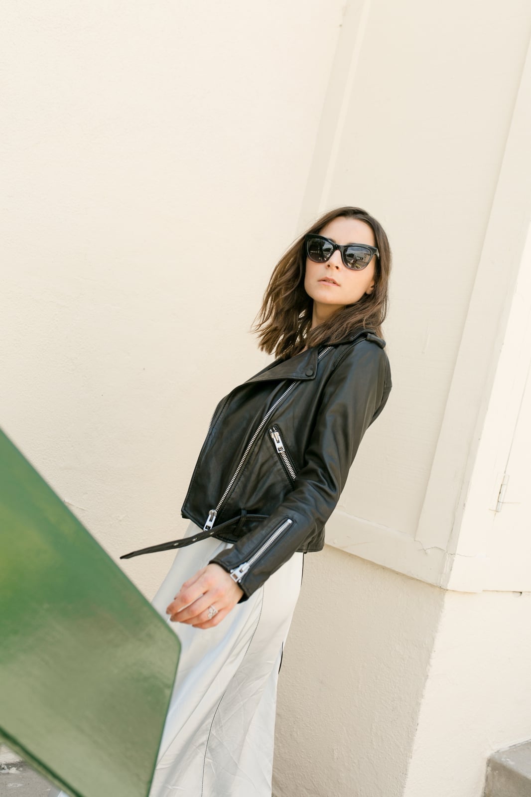 Black Leather Moto Jacket with Silver Hardware, Close-Up Take Black Leather Moto Jacket with Silver Hardware, Close-Up Take — Trendy Leather Jacket Outfits Women