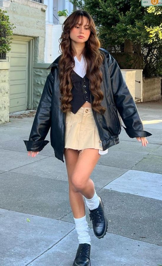 Oversized Black Leather Jacket with Mini Skirt Oversized Black Leather Jacket with Mini Skirt — Trendy Leather Jacket Outfits Women