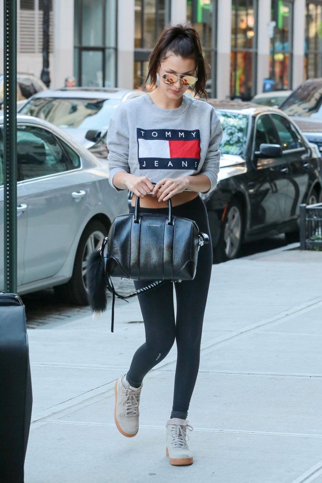 Cropped Sweatshirt with Black Leggings Cropped Sweatshirt with Black Leggings — Trendy Leggings Outfits