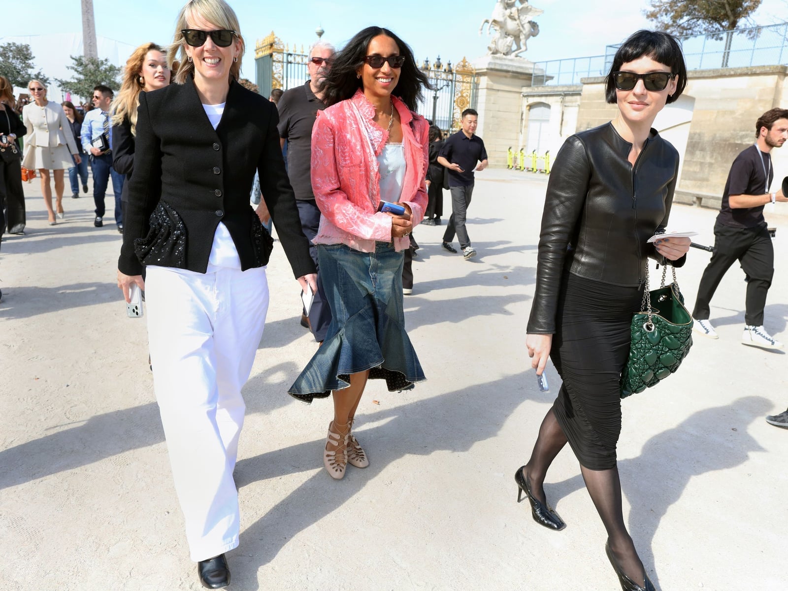 Cropped Black Jacket Wide Blue Trousers Street Style Cropped Black Jacket Wide Blue Trousers Street Style — Trendy Luxury Outfits