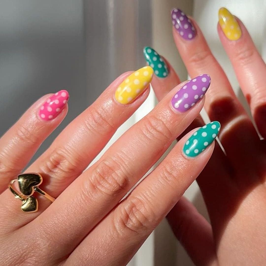 Vibrant Color White Polka Dot Short Almond Nails — Trendy Manicure Nails