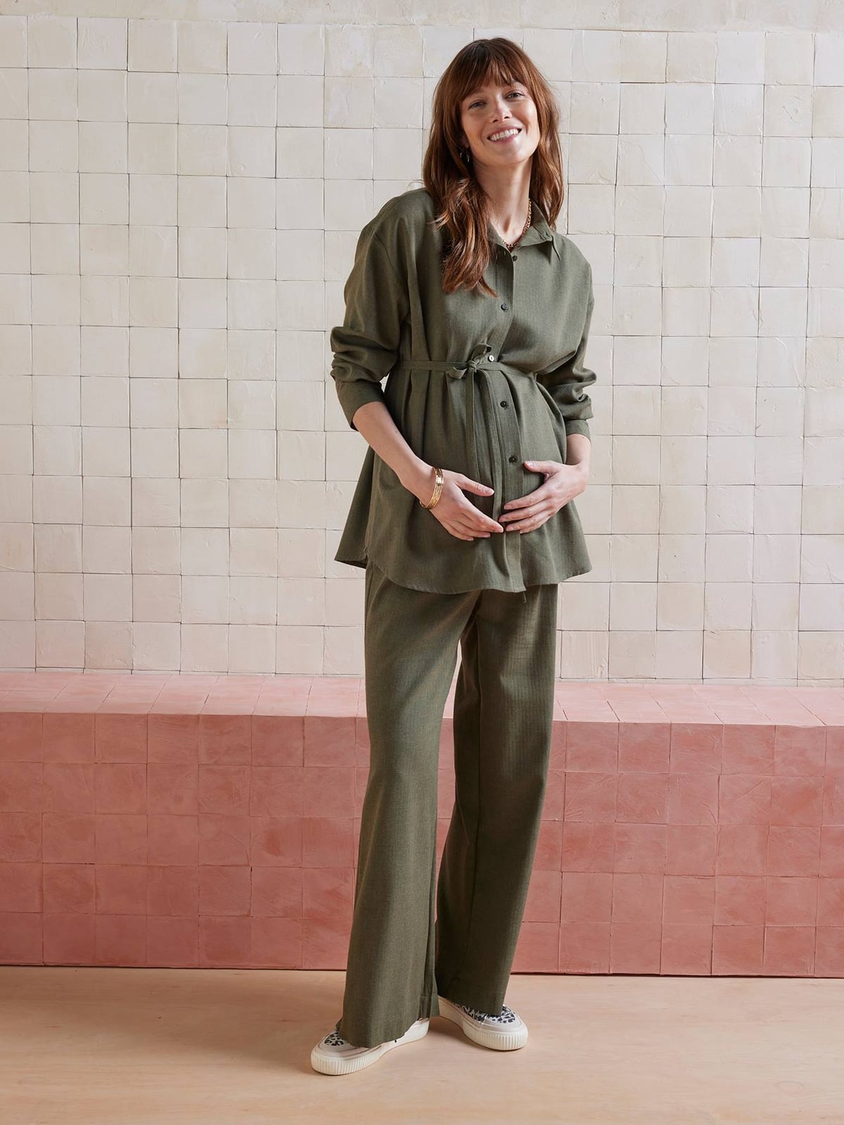 Olive Green Matching Loungewear Set — Trendy Maternity Outfits
