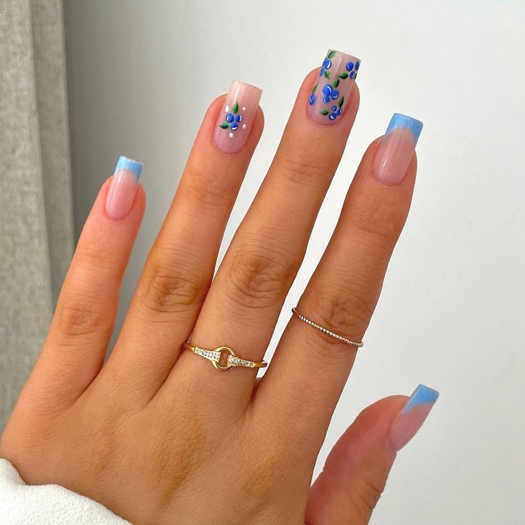 Blue French Floral Motif Medium Square Nails Blue French Floral Motif Medium Square Nails — Trendy Medium Square Nails