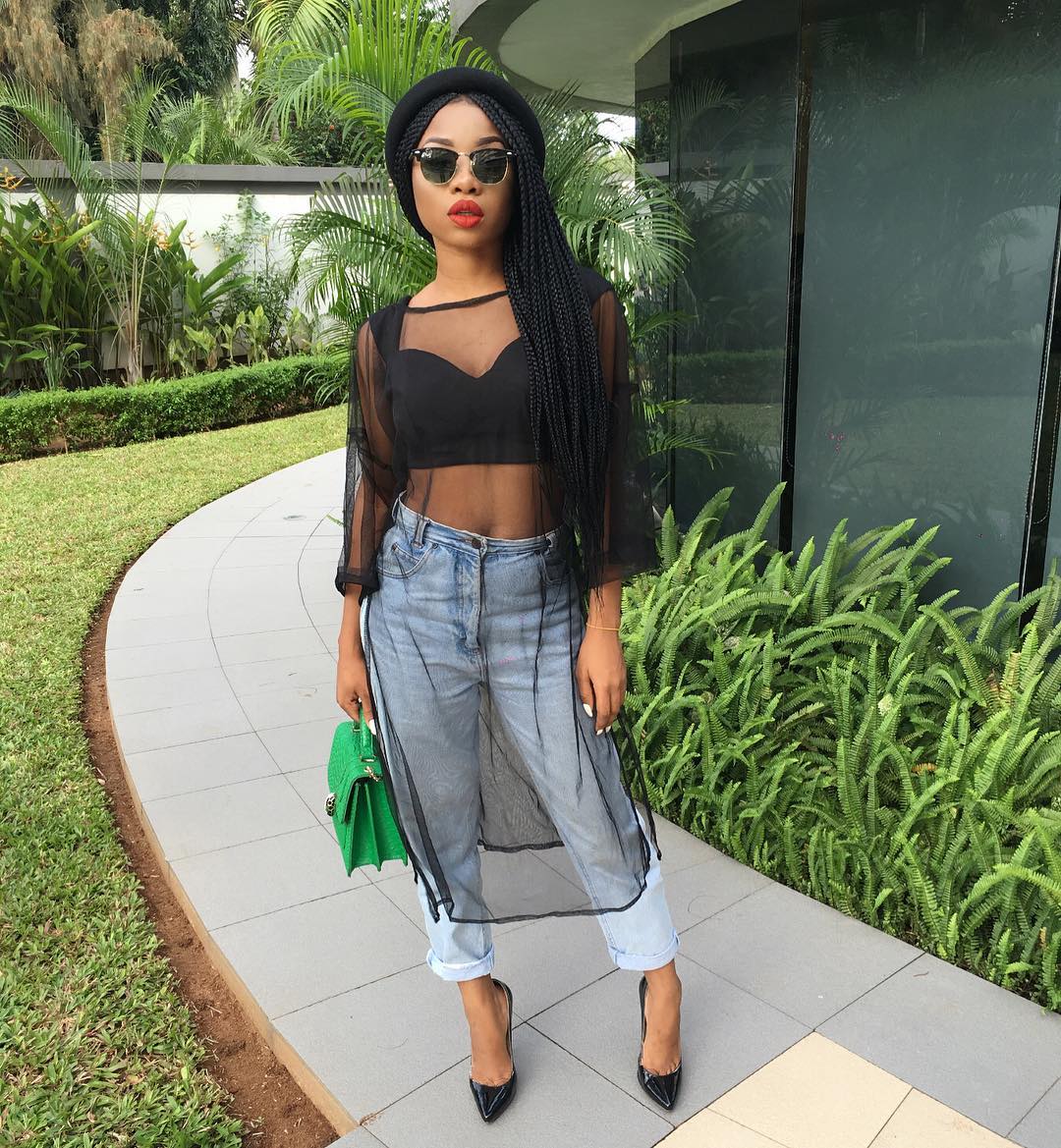 Sheer Mesh Overlay With Relaxed Fit Jeans Sheer Mesh Overlay With Relaxed Fit Jeans — Trendy Mesh Top Outfits