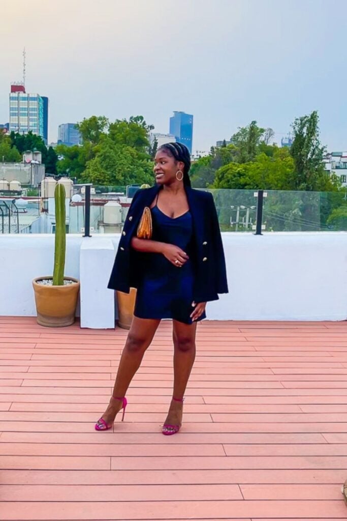 Navy Slip Dress with Black Blazer and Pink Heels — Trendy Mexico Outfits
