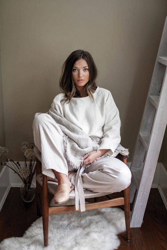 Relaxed Cream Linen Set for Lounge Wear Trendy Minimalist Outfits