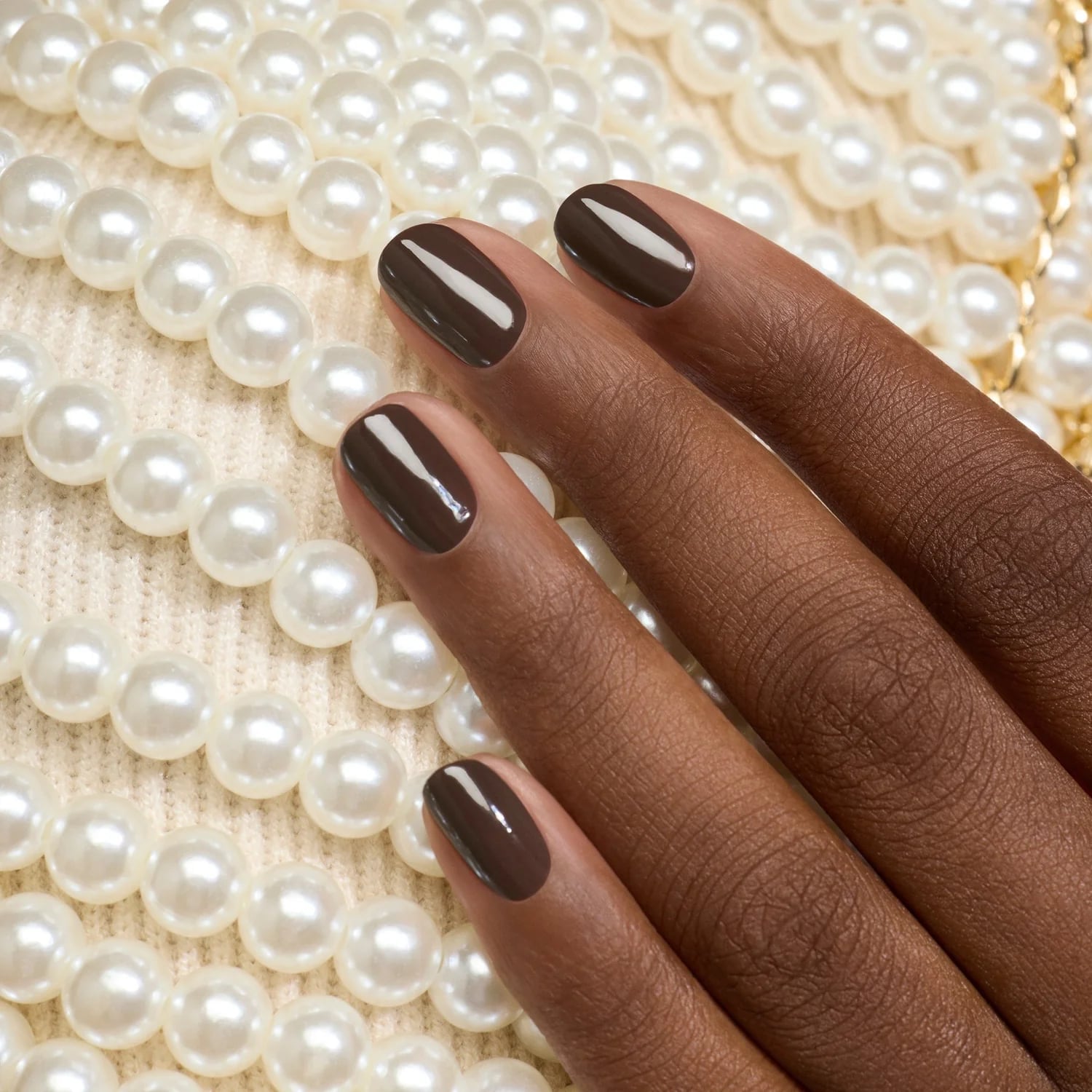 Dark brown with cool undertones Nail polish - Mocha | Manucurist – Manucurist US