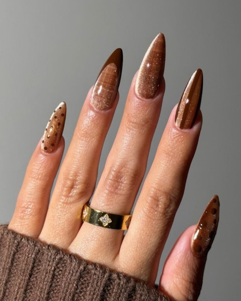 Brown Beige Cat-Eye Glitter Long Almond Nails — Trendy Mocha Nails