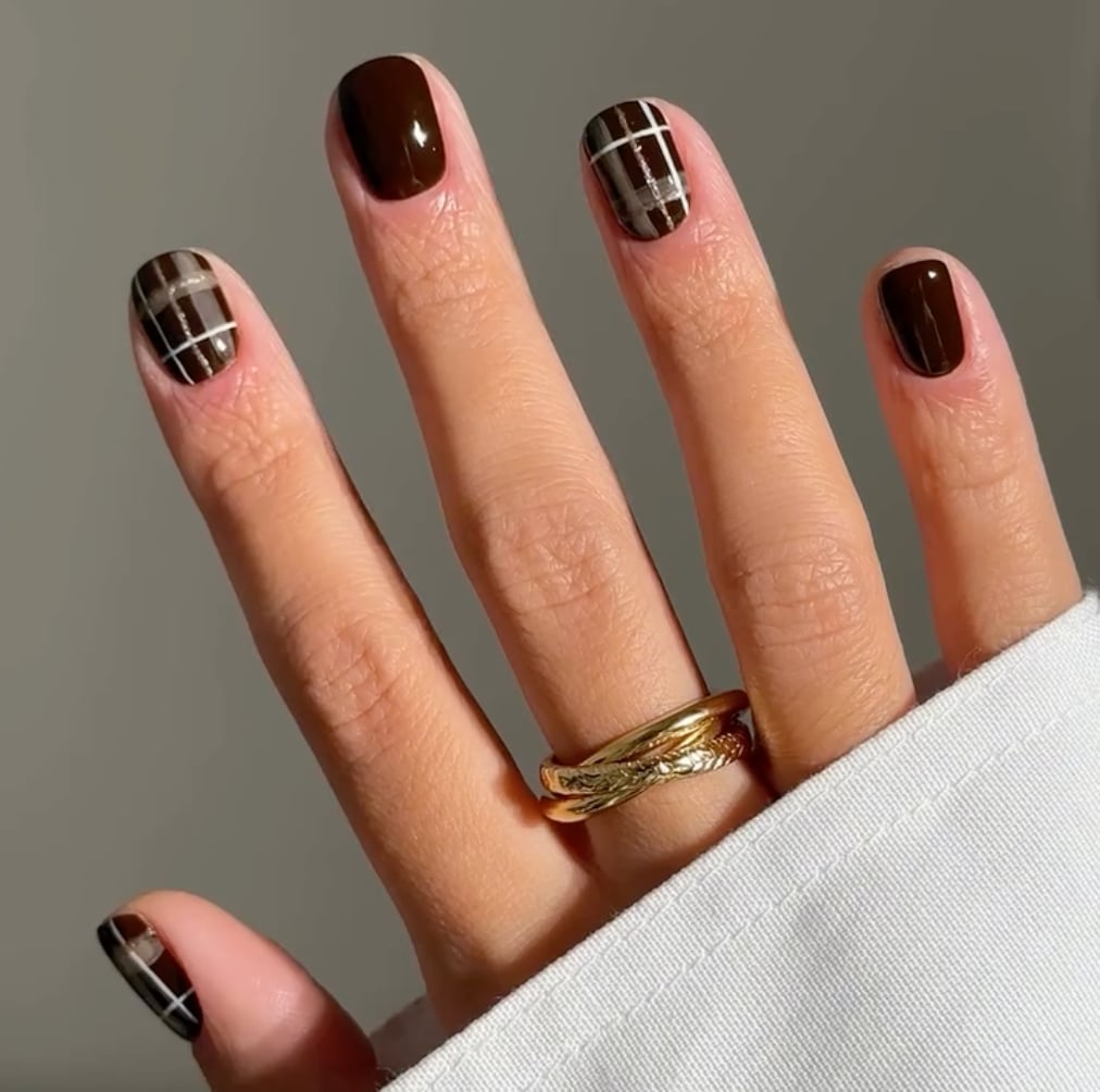 Plaid Deep Brown Short Almond Nails — Trendy Mocha Nails