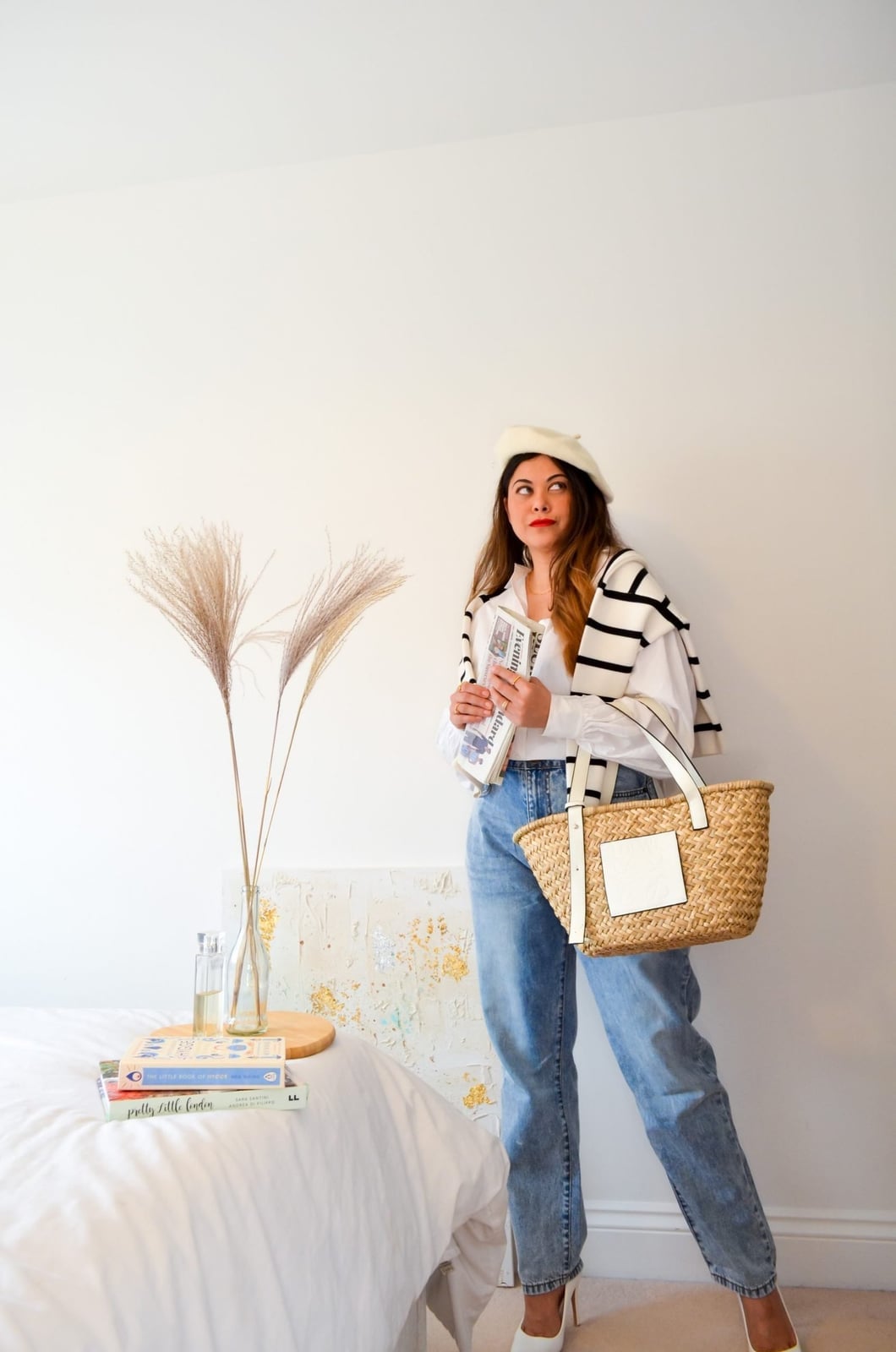 Light Wash Mom Jeans with a White Shirt and Striped Cardigan — Trendy Mom Jeans Outfits