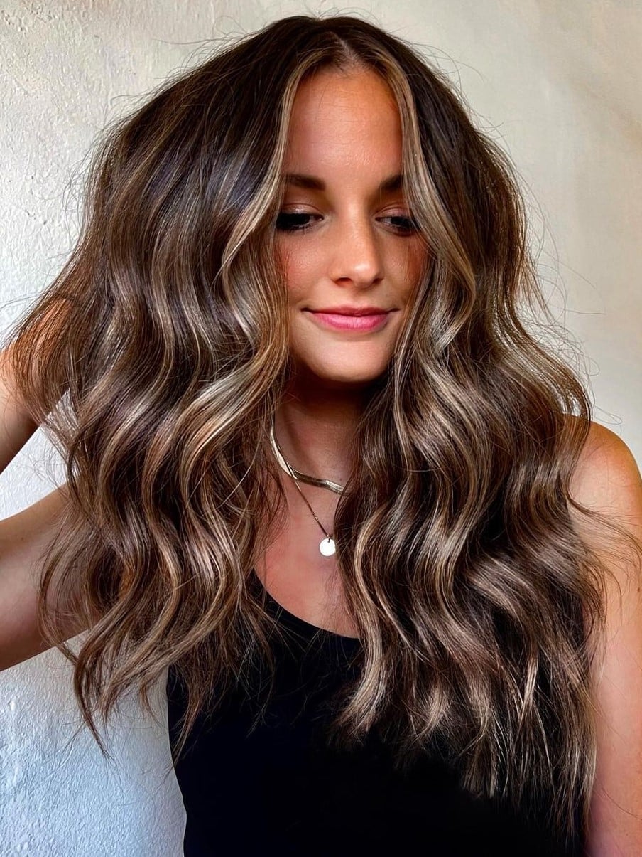 Mid-Back Dark Brown With Caramel And Blonde Money Piece, Close-Up Take — Trendy Money Piece Hair