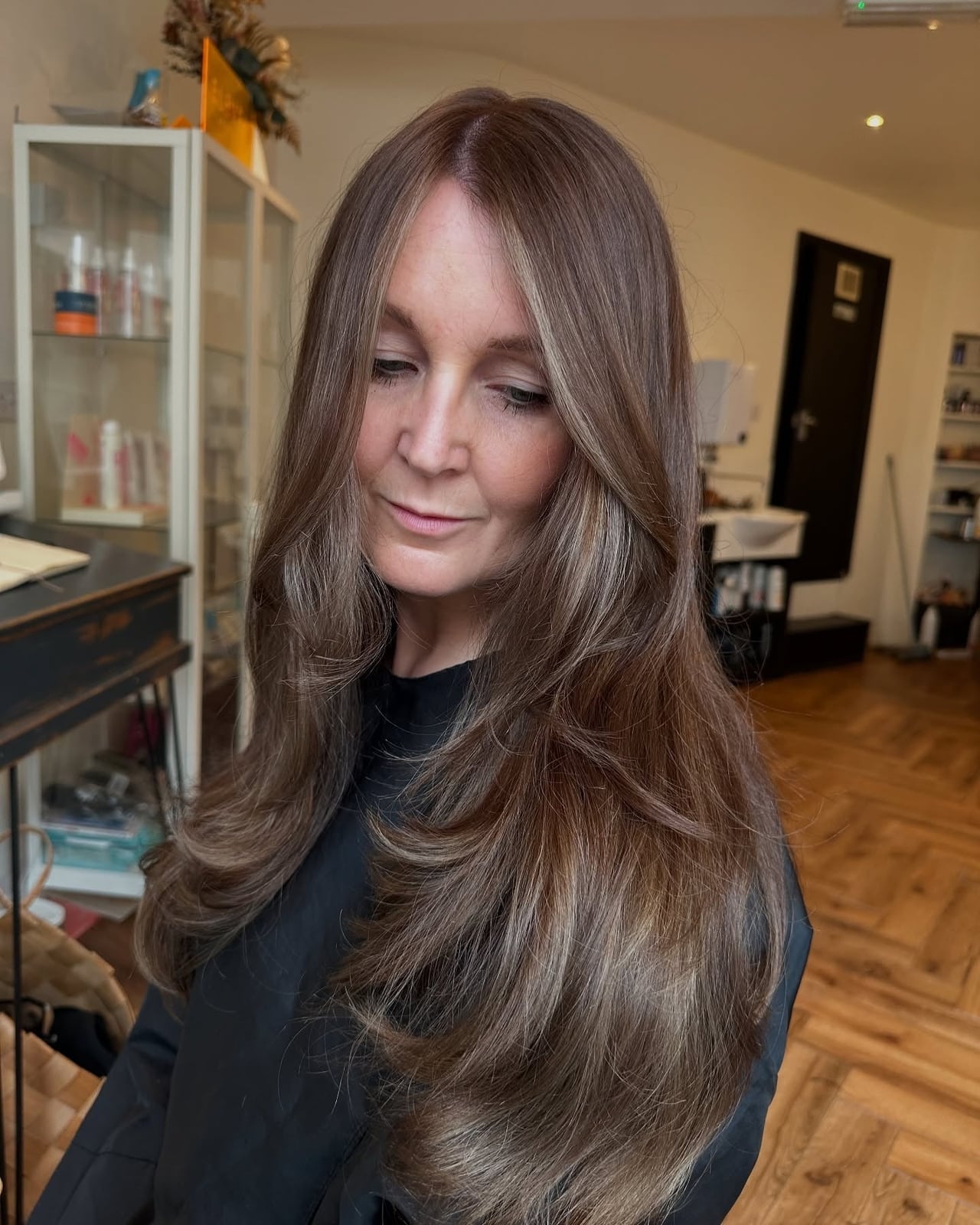 Long Mushroom Brown With Ash Blonde Balayage Long Mushroom Brown With Ash Blonde Balayage — Trendy Mushroom Brown Hair Color